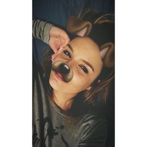 Meet your Posher, Manja